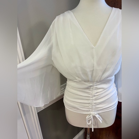 L Love Flattering Ruched Top - Picture 7 of 9